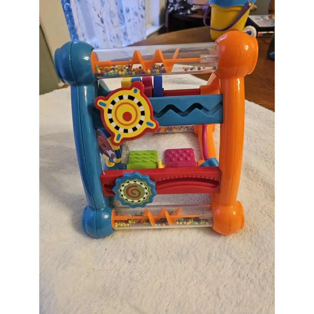Vintage Infantino Flip &‎ Spin Activity Triangle Sensory Motor Development Toy
